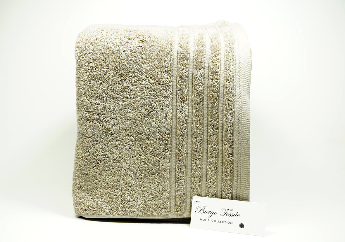 Plain Parchment Bath Towel